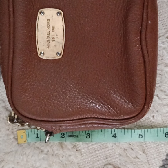 Michael Kors brown small crossbody chained bag❤️ - Picture 13 of 14